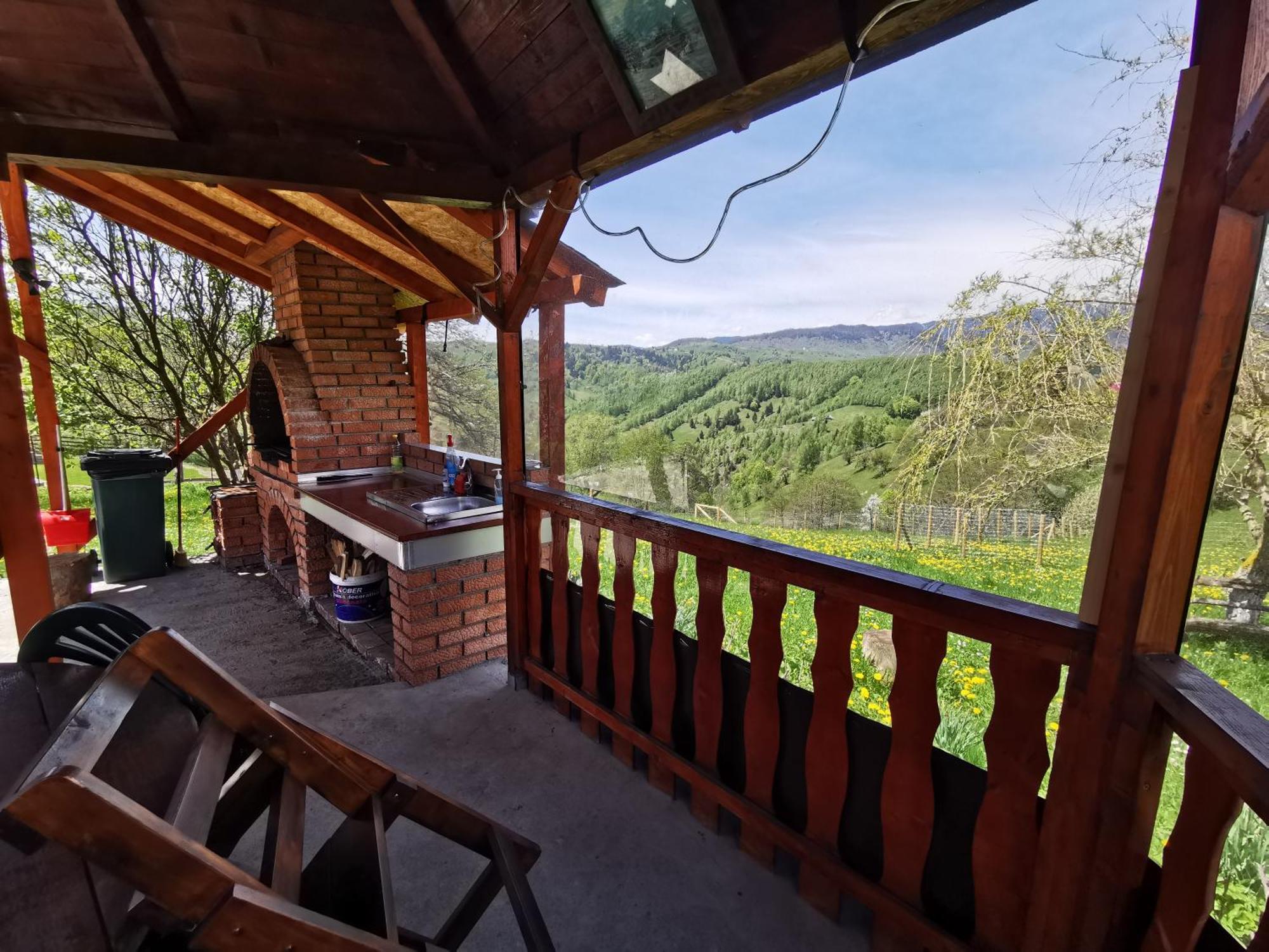 Nona Highland Home Moieciu de Jos Exterior foto